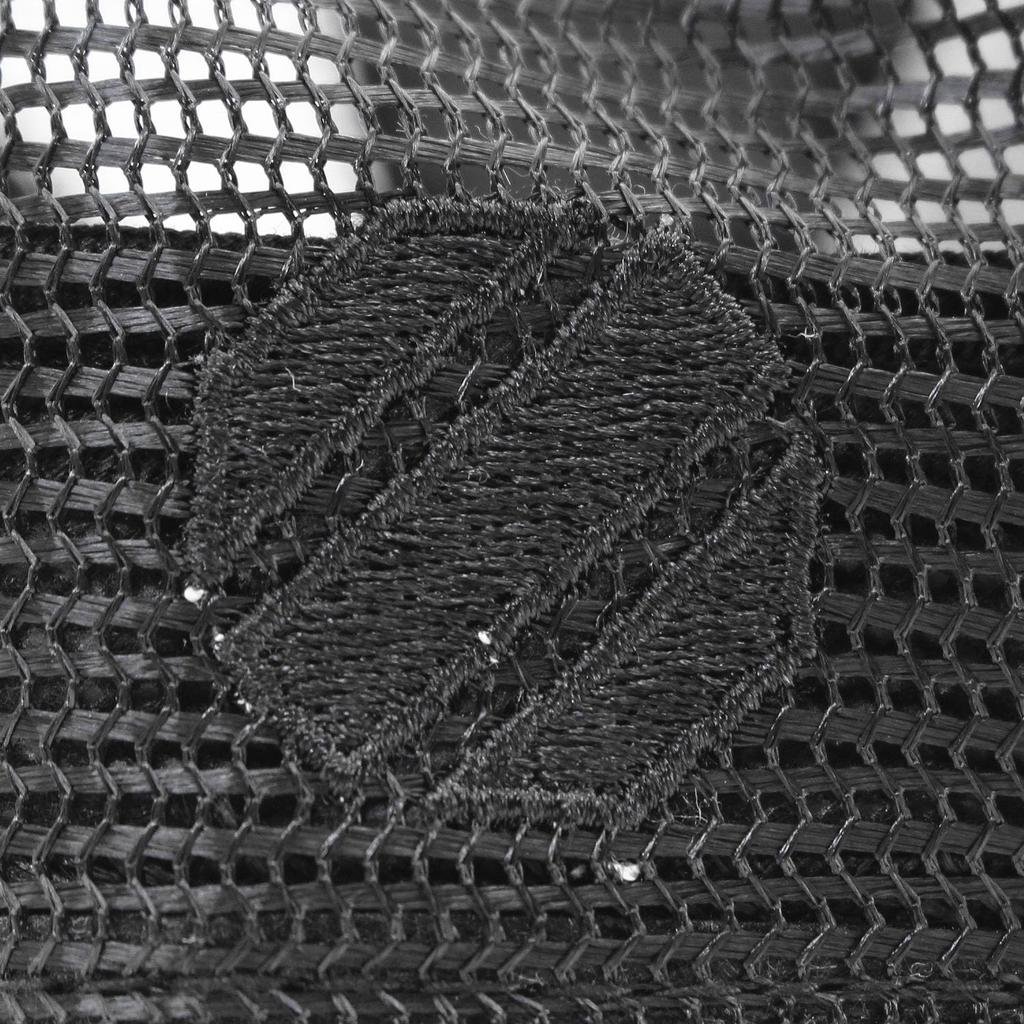 New Era Șapcă tip Trucker UFC cu plasă, într-o colaborare cu organizația de arte marțiale mixte. Mărime reglabilă pentru bărbați și Snapback E-FRAME Negru, UFC.