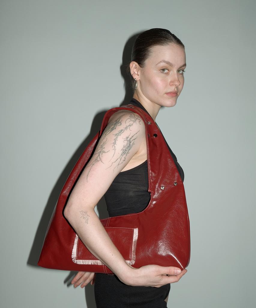 Hieta Tina / Cherry Red