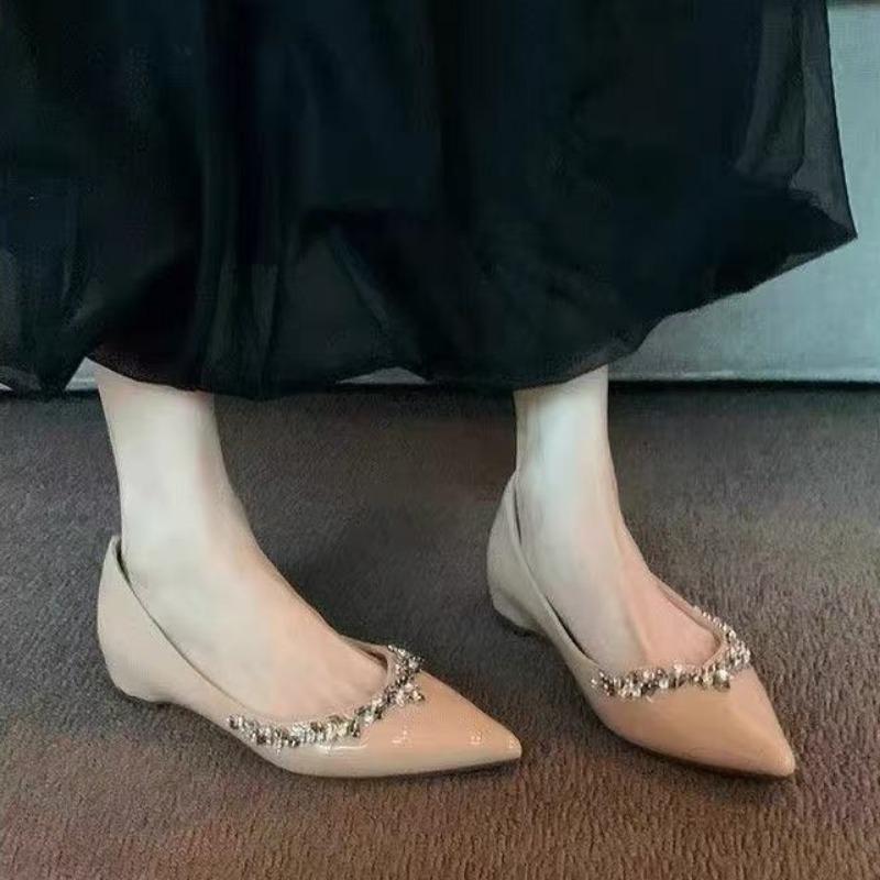 Autumn light luxury high-end rhinestone pointed flat-soled single shoes, women's shallow mouth inner height increase Mary Jane single shoes