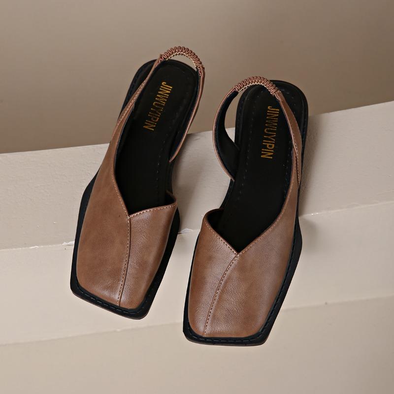 

Large size low-heeled bag head casual sandals women s summer new European and American style square head back strap sandals 43 темно-коричневого кольору