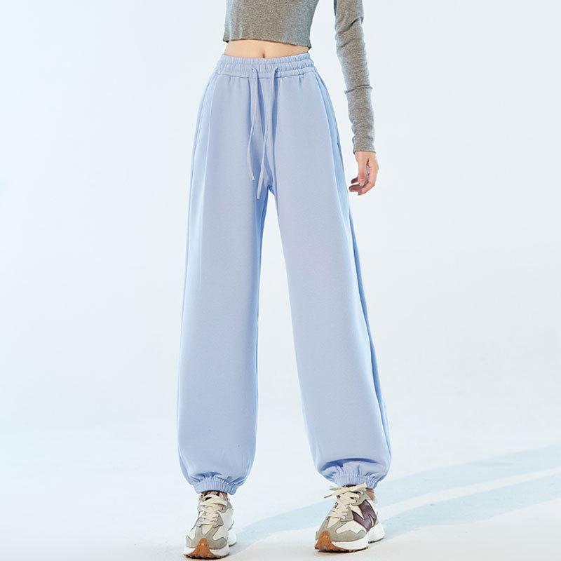 

Женские спортивные штаны больших размеров цвета красного вина - Свободные, Утепленные, Повседневные, Стройнящие, С манжетами, Идеальны для весны и осени. XL [65-75 kg]