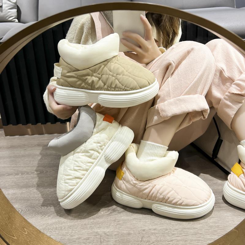 Fashion Cotton Slipper Bag, Winter Waterproof Down Cloth, Warm and Velvet Indoor Cotton Shoes, Comfortable for Couples To Wear Outside