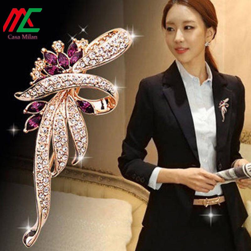 

Purple horse eye brooch pin crystal diamond corsage