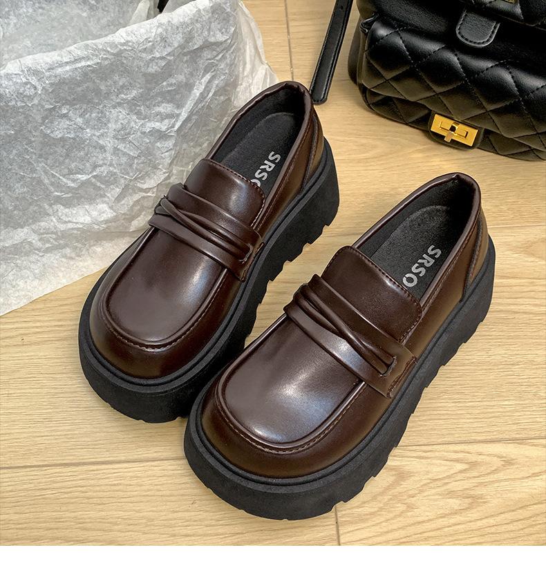 

Модный темперамент усиливается, женские туфли на толстой подошве из маленькой кожи на новую весну и осень 2025 года, универсальные юбки, лоферы-однопедальки 41 коричневый