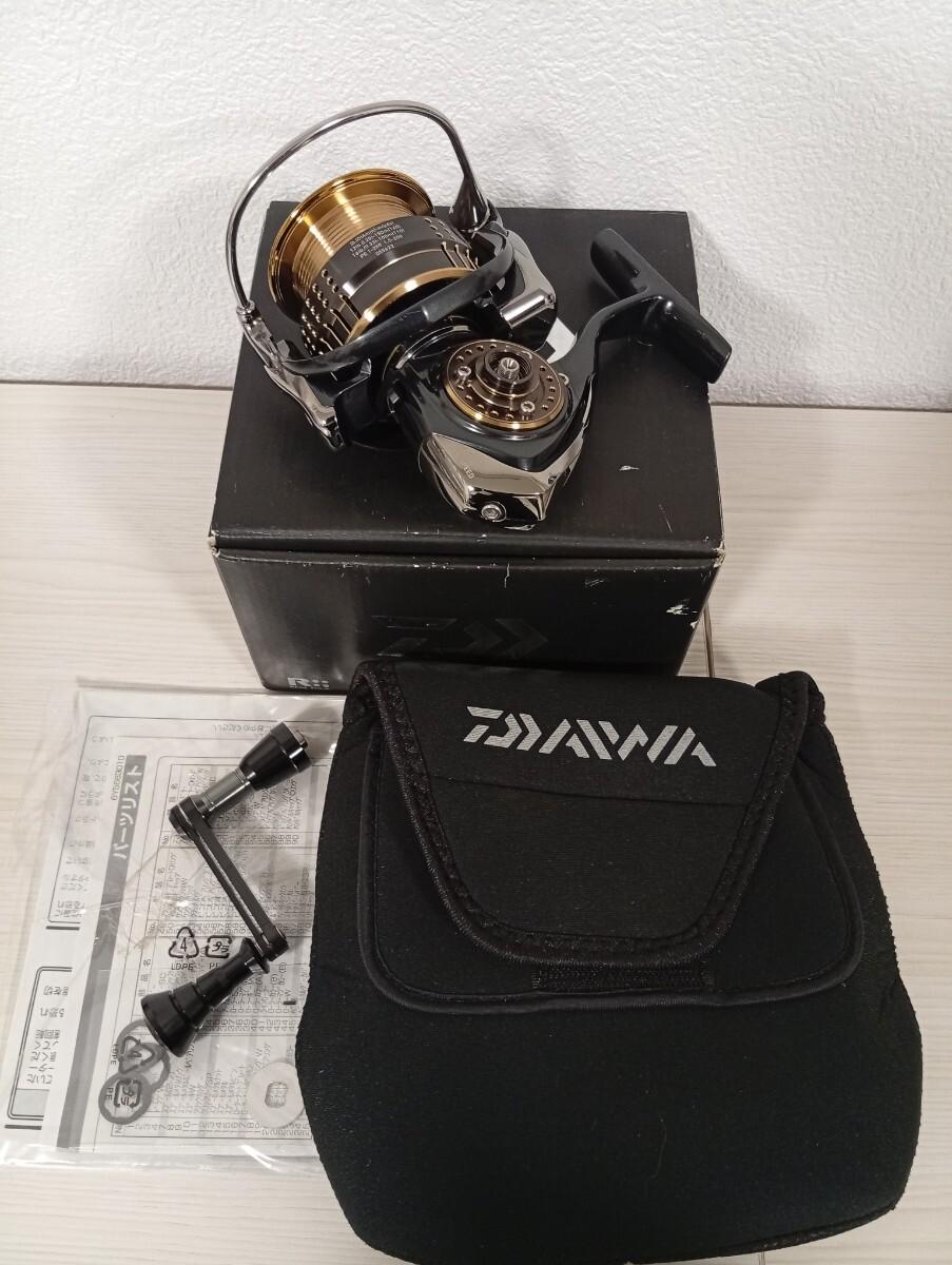 [USED]DAIWA 15 Exist 3012H Spinning Reel Custom Handle & Line Roller Excellent Condition