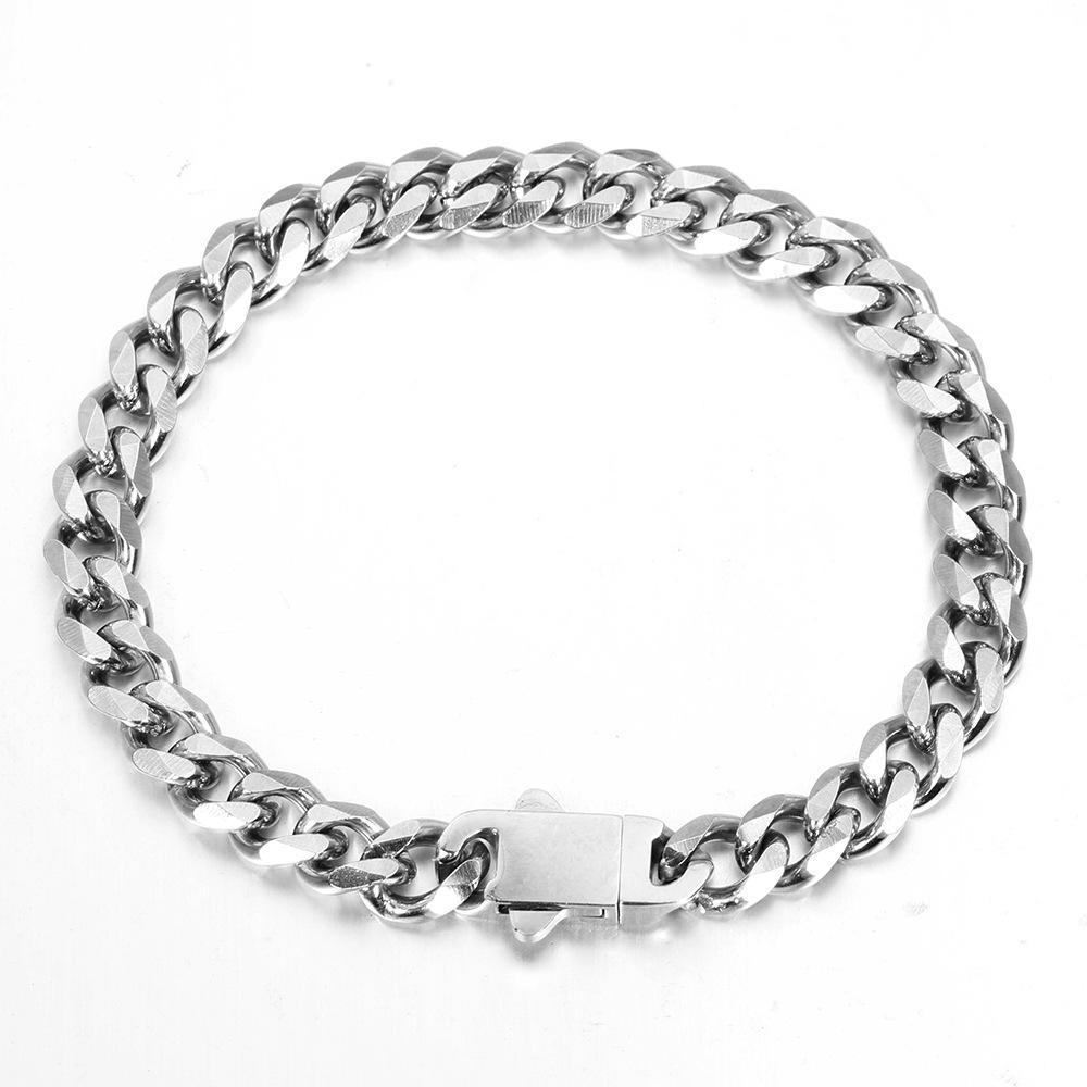 

Fashion Sense Hip Hop Accessories Fashion Trend Freshwater Pearl Stainless Steel Bracelet as shown in the figure