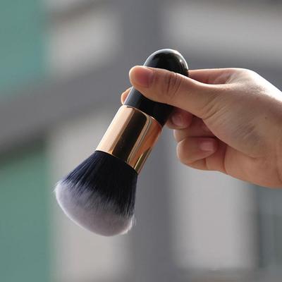 Chubby Makeup Brushes Foundation Face Brush Soft Face Blush Brush Professional Cosmetics Make Up Tools