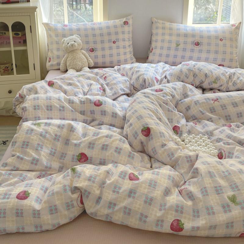 G5Z25 Jacquard Four-Piece Nude-Sleep Bedding Set with Cloud-Feel Double-Layer Gauze for Girls, Includes Duvet Cover and Fitted Sheet