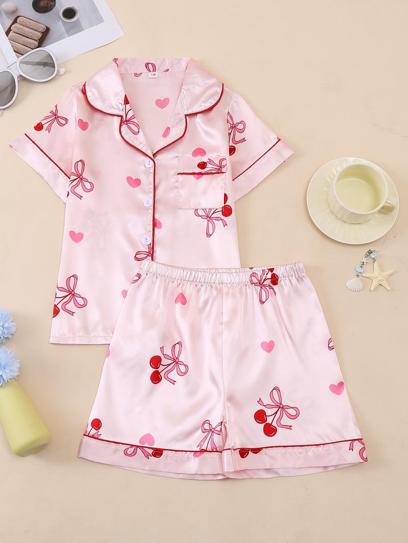 European and American Cartoon Short-Sleeved Shorts Pajamas for Girls Size 110