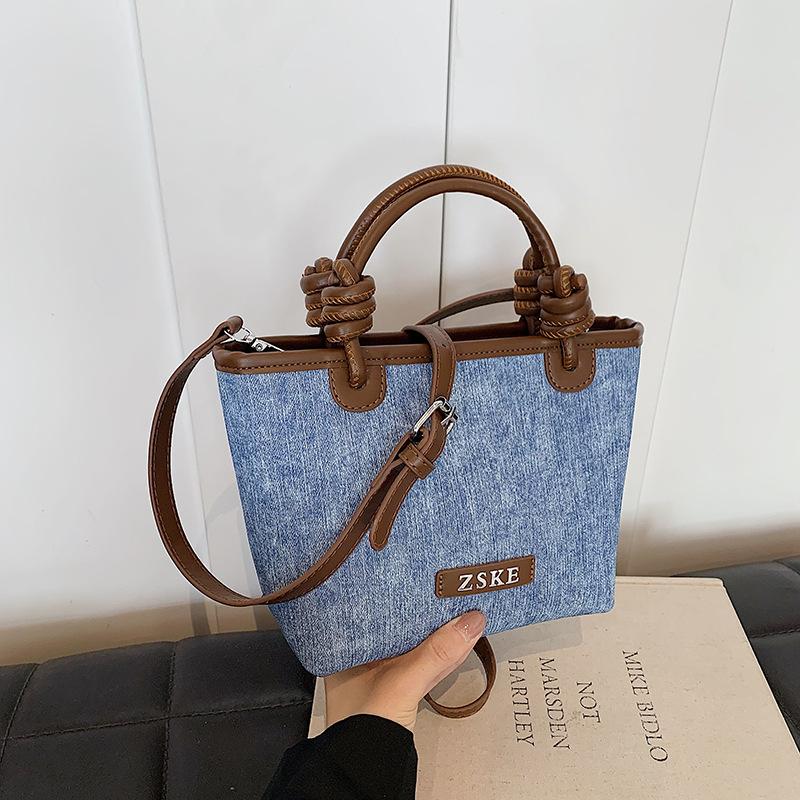 

Повсякденний стиль, модна тривимірна жіноча сумка, нова модна елітна сумка, популярна сумка через плече, модна сумка-відро коричневий