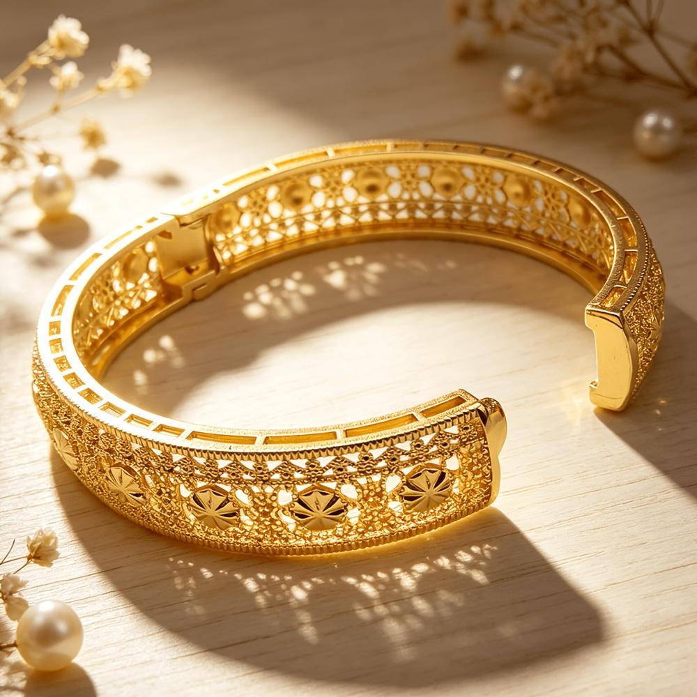 Bohemian Hollow Floral Design Bracelet Gold Zinc Alloy