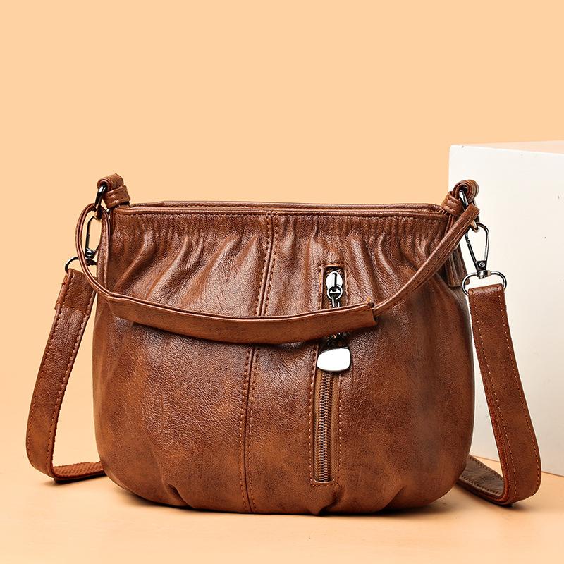Women's Handbag New Small Bag Women's High Fashion Retro Shoulder Large Capacity Messenger Bag Fashion
