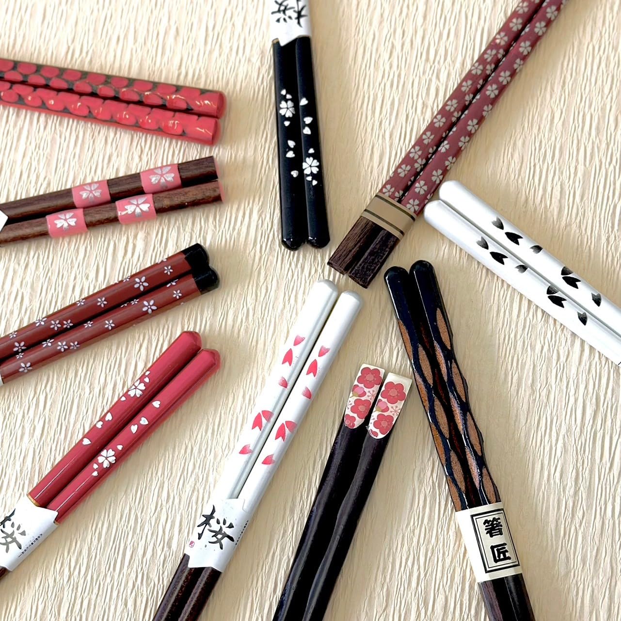 

Yamaya Lacquerware: Set of 10 Wooden Lacquered Chopsticks, Stylish and Cute, Pair, 2024