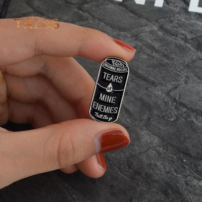 Frauen Männer können Emaille Tears of Mine Enemies Anstecknadel Abzeichen Brosche Schönheit formen