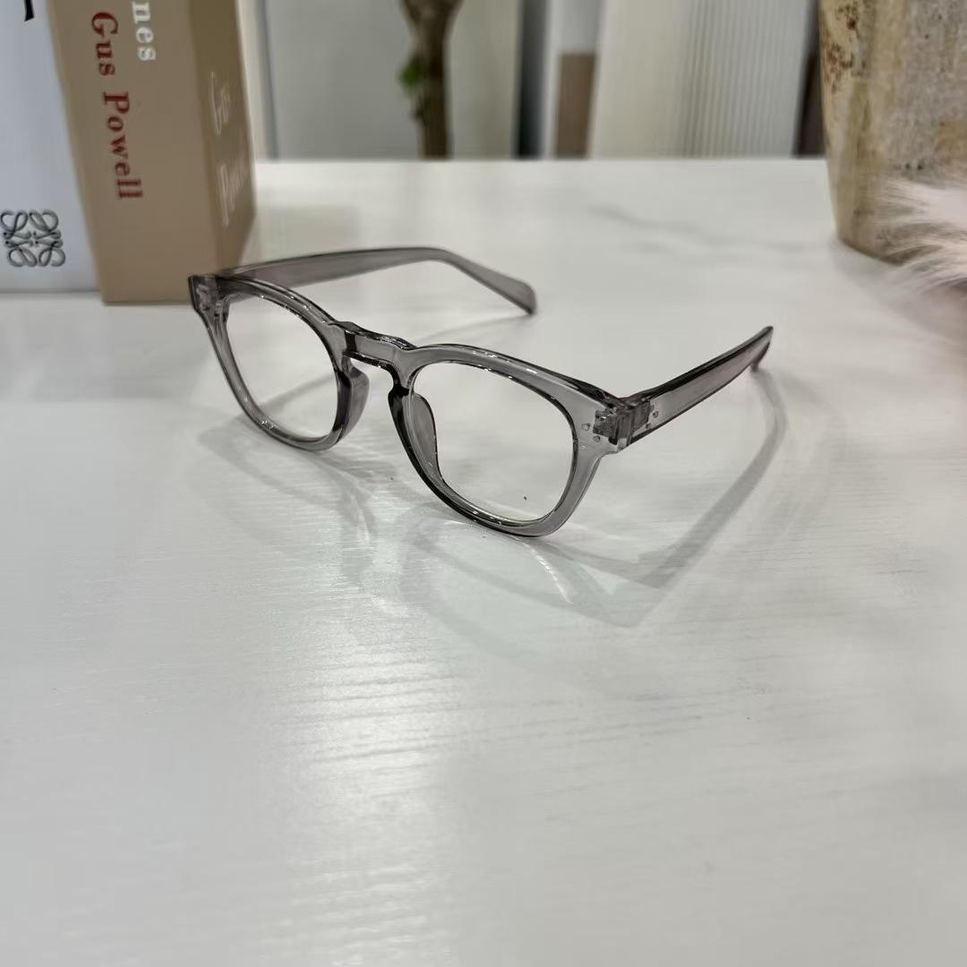 

Latest Style Sunglasseses Women Square-shaped Shape TR90 Material Superior Quality Sun Eyeglasses for Women Fishing Driving Men s Style Sunglasseses