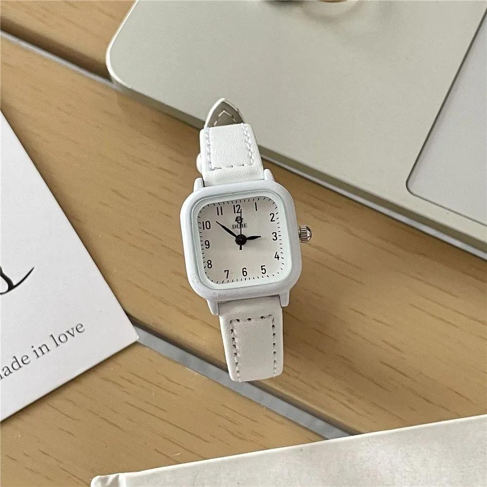 Small Square Watch Women S Watch Fashion Simple Belt Student Party Niche Small Watch Test Digital Women S Watch белый