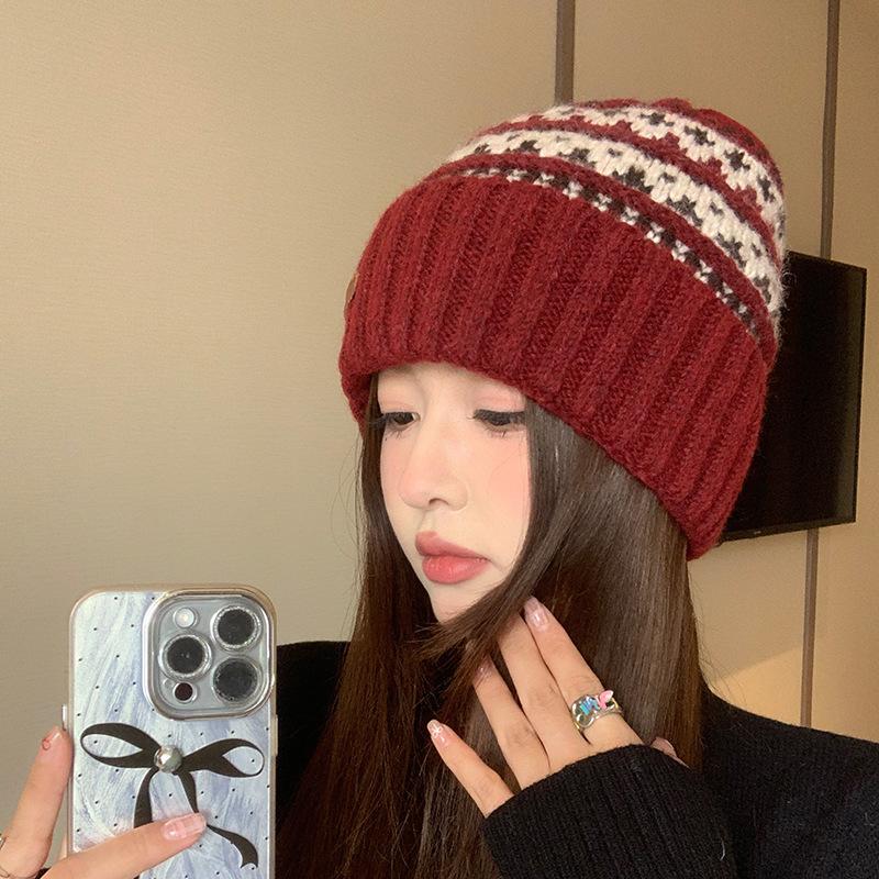 Knitted Hat Women's Woolen Hat Retro Jacquard Autumn and Winter Christmas Atmosphere Warm Ear Protective Hood