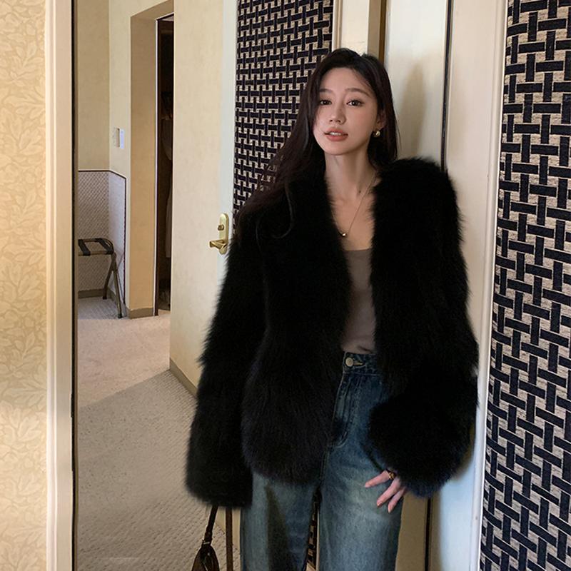 Autumn Long Sleeve Loose Plush Fox Fur Coats Women Fashion Soft Warm Short Winter Jackets Women Tops Solid Elegant Street Loose Lady Jacket Coat 25878