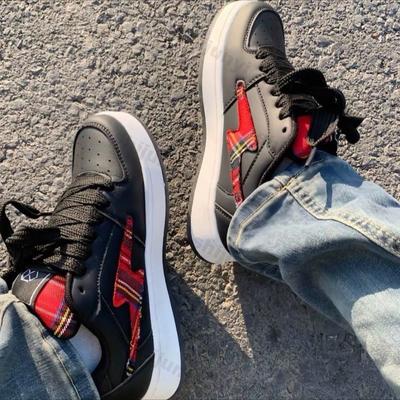 Couple's Casual Shoes 2026 Autumn New Fashion Lace Up Men's Platform Sneakers Comfortable Height Increase Non Slip Women's Flats