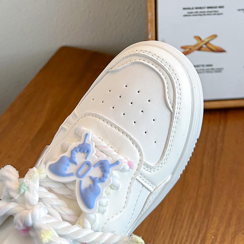 White Thick-Soled Kids' Sports Shoes for Girls - Casual Spring/Autumn 2026 Board Style for Middle and Older Children
