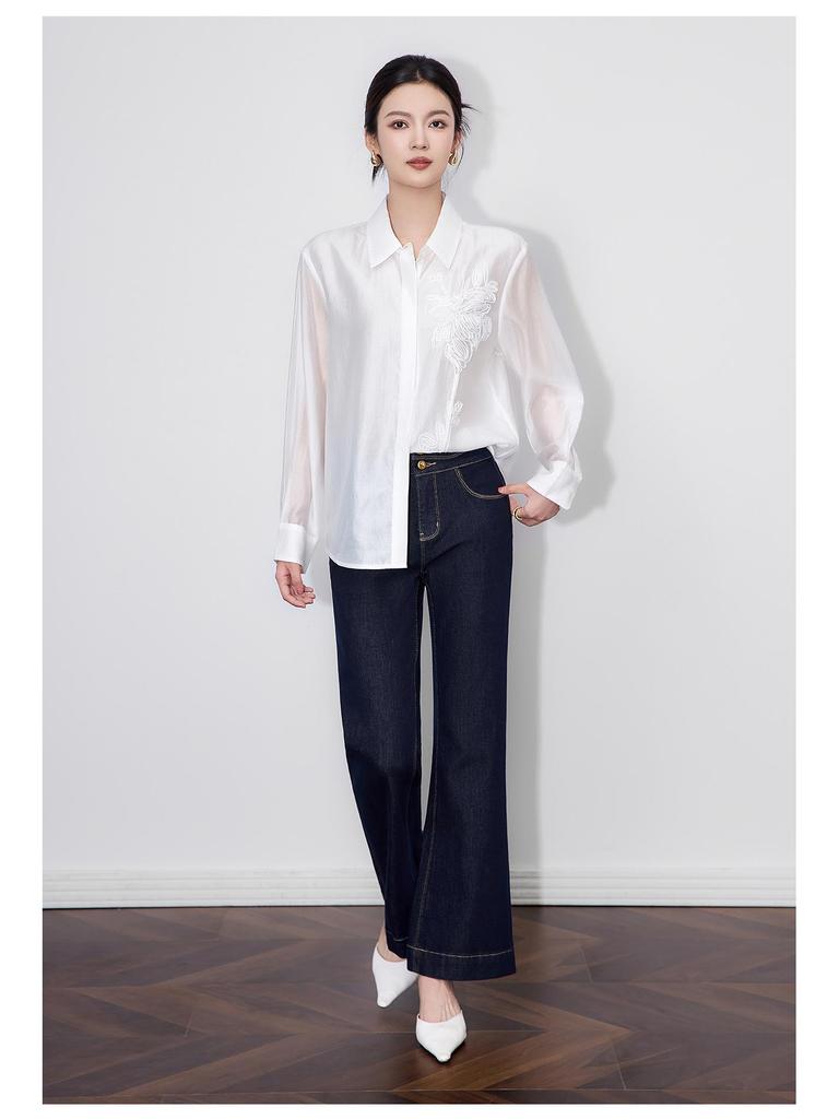 French Embroidered Long Sleeve Shirt with Turn-Down Collar for Early Autumn Women's Fashion.