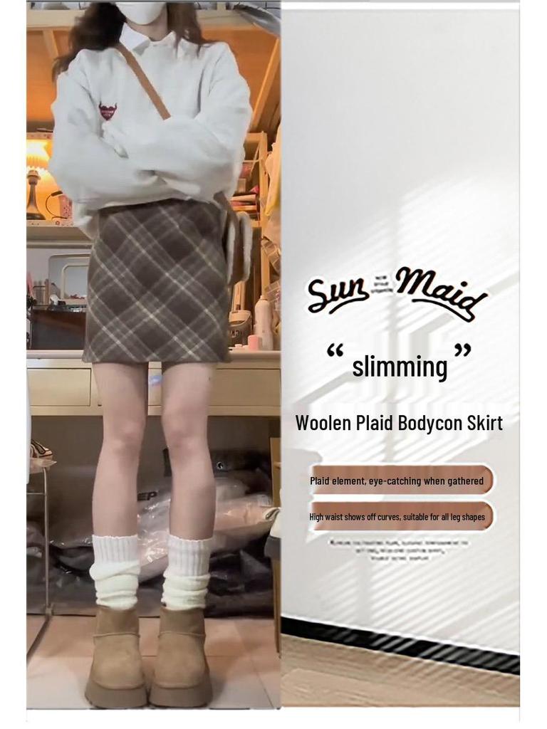 Women's Retro Wool Plaid A-line Skirt - High Waist, Slimming, Anti-exposure, Hip-hugging, Short Korean Style for Autumn/Winter