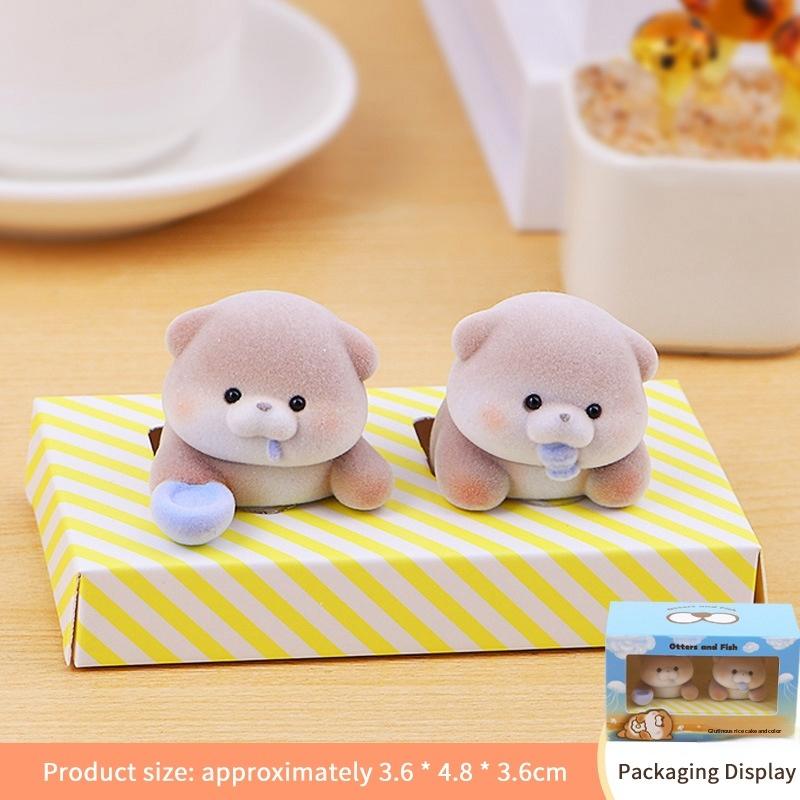 

Miniature Otter Figurine Cute Office Desk Sculpture Decorative Figures PVC Ornament For Car Dashboard And TV Monitor Decor