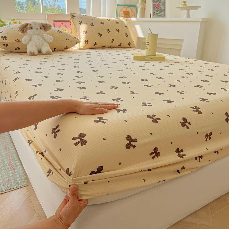 New Type A Double-layer Yarn Washed Cotton Bed Sheet Ins Windproof Anti-slip Dustproof Protective Cover for Four Seasons