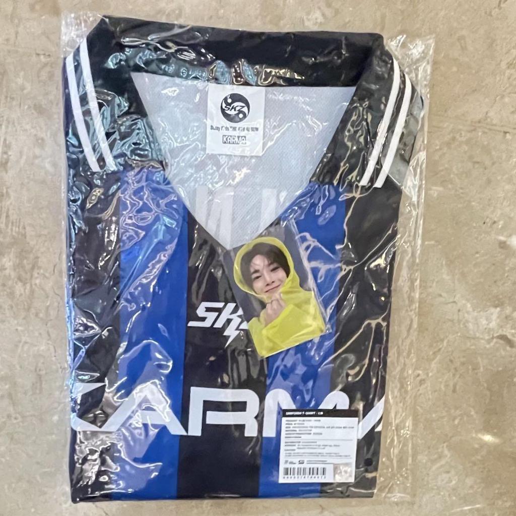 [USED] AIEN Stray Kids KARMA Pop-Up Uniform with Trading Card