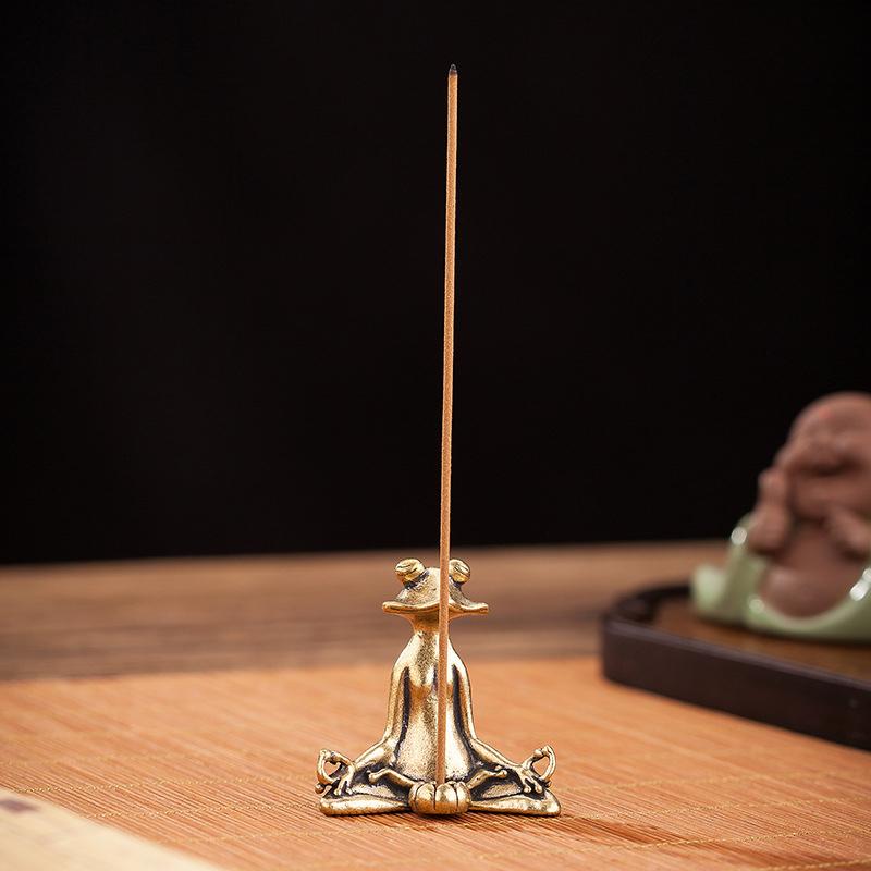 

Meditation Frog Ornament, Incense Insertion Ornament, Study Decoration Ornament золотой