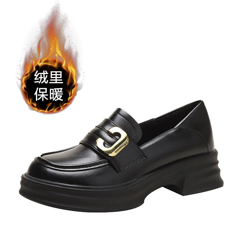 

С юбкой женские лоферы 2025 весна новые 313233 маленький размер 34 на высокой толстой подошве в британском стиле маленькие кожаные туфли 39