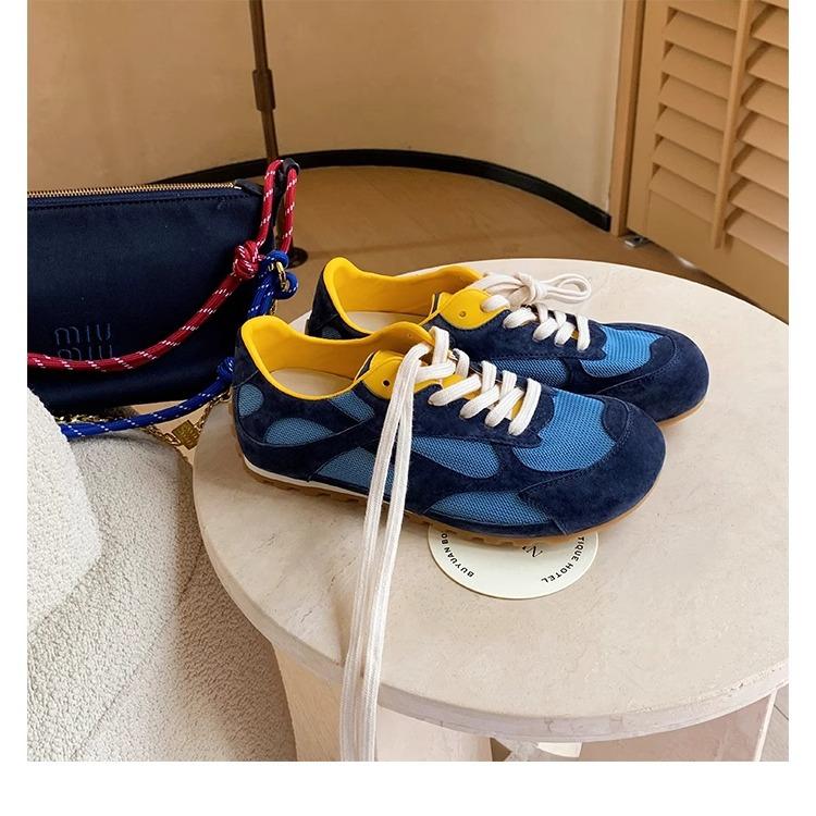 Grape mother has the same cute mango head fashionable lace-up casual style heightening German training shoes round head versatile sports board shoes