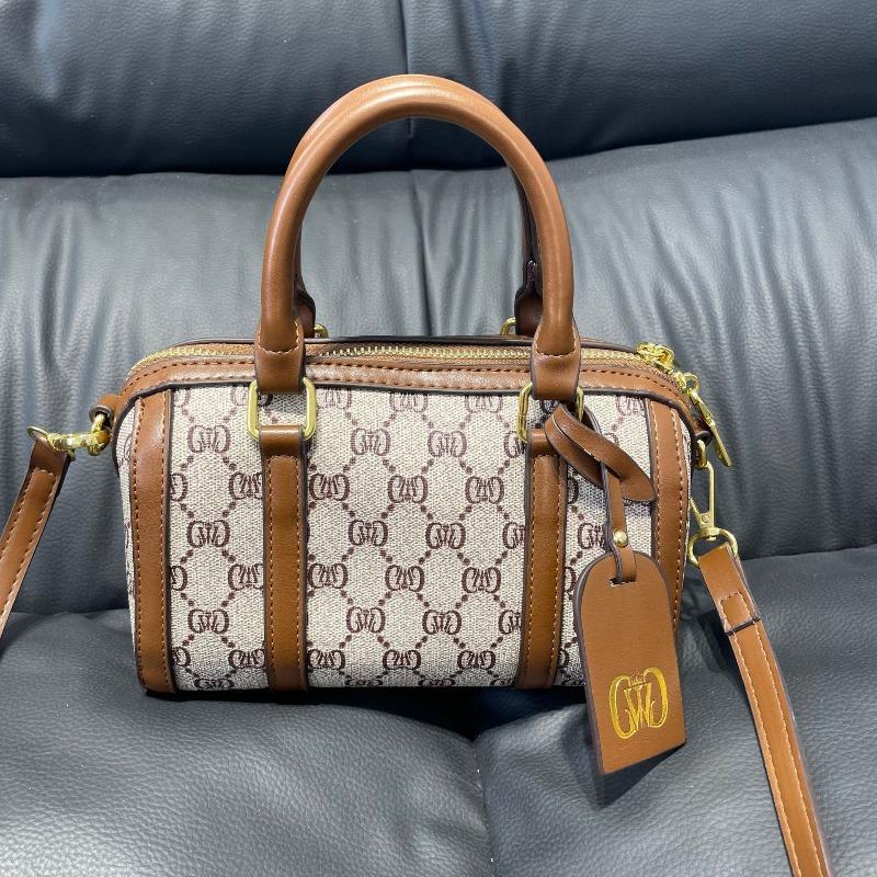 Женские сумки известных брендов Новые нишевые сумки люкс Легкие сумки-подушки Маленькие сумки-почтальонки на плечо Тренд коричневый