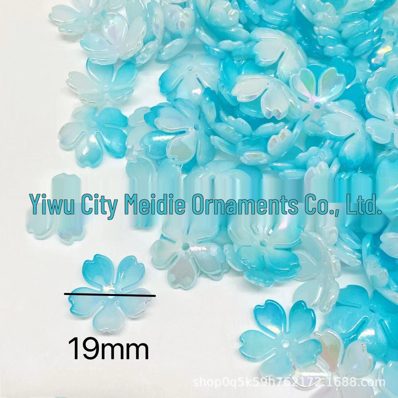 Cherry Blossom Gradient Mother-of-Pearl Petal Beads for DIY Hairpin Decorations 100 pieces