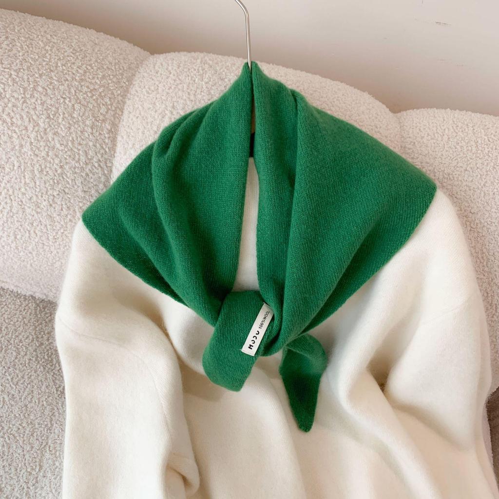 Women's Wool Knit Triangle Shawl Scarf - Versatile, Warm for Autumn & Winter