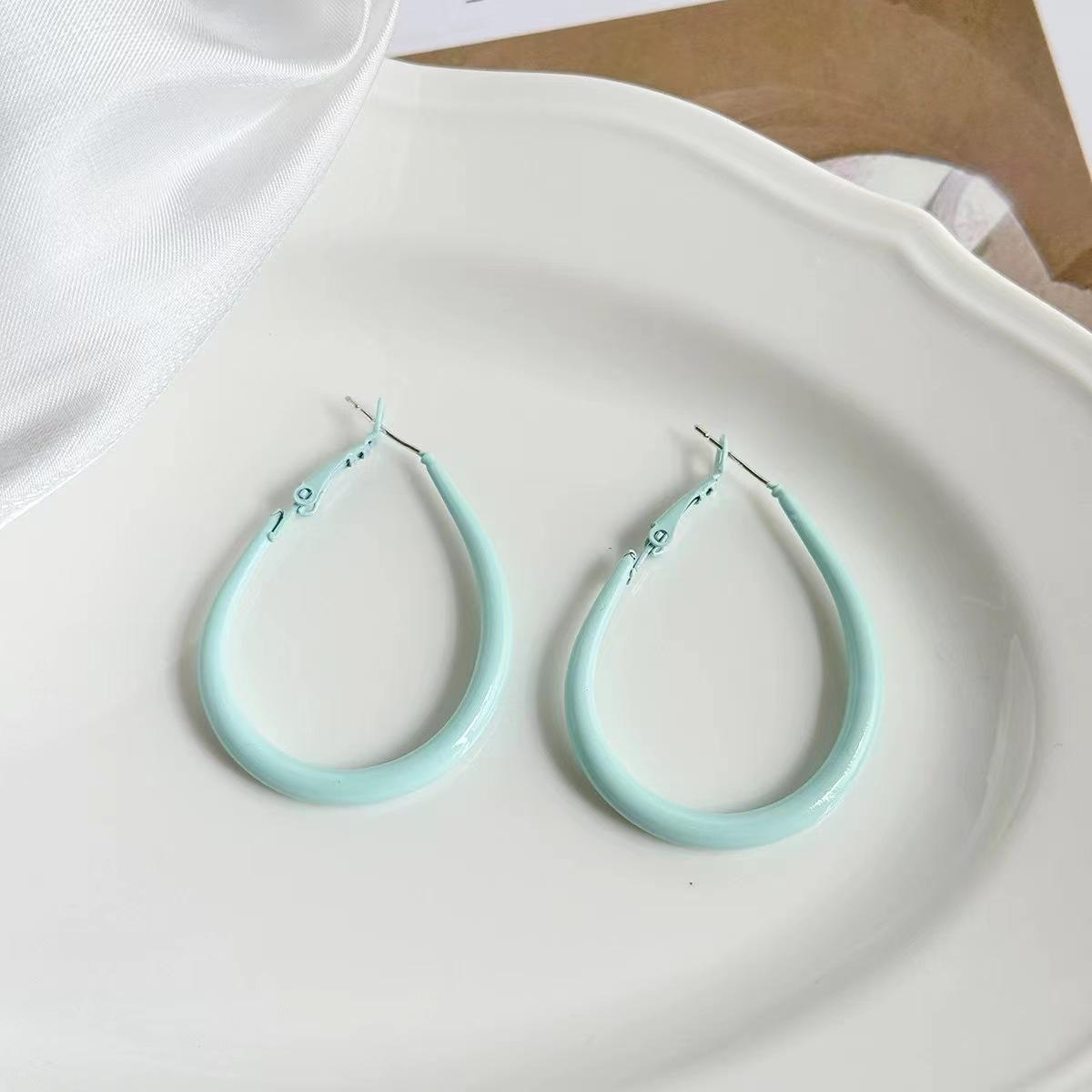 Серьги-кольца с однотонной глазурью-каплей Женские Нишевые Сладкий темперамент Круглые серьги Простые и утонченные Универсальные круглые серьги