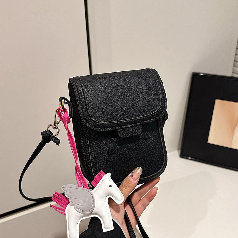 Nisch mångsidig liten väska dam ny sommar mångsidig axelväska mode mobiltelefonväska