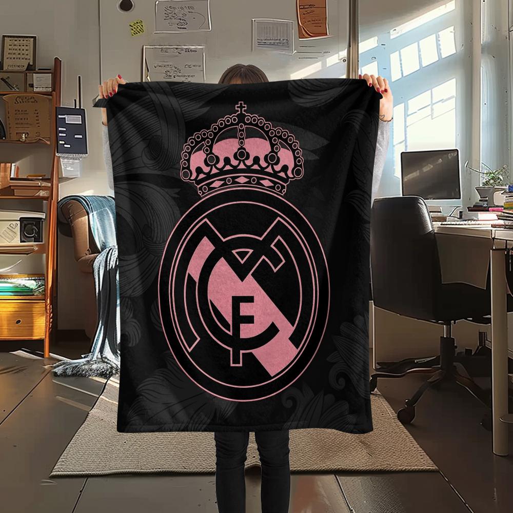 Real Madrid Team,pattern Flannel Blanket, High quality Comfortable for All Seasons, Home Decor, Warmth and Comfort, Perfect for Gifts.