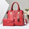 Women's child and mother bag, new large-capacity shoulder two-piece set, fashionable embossed crocodile pattern oblique span handbag.