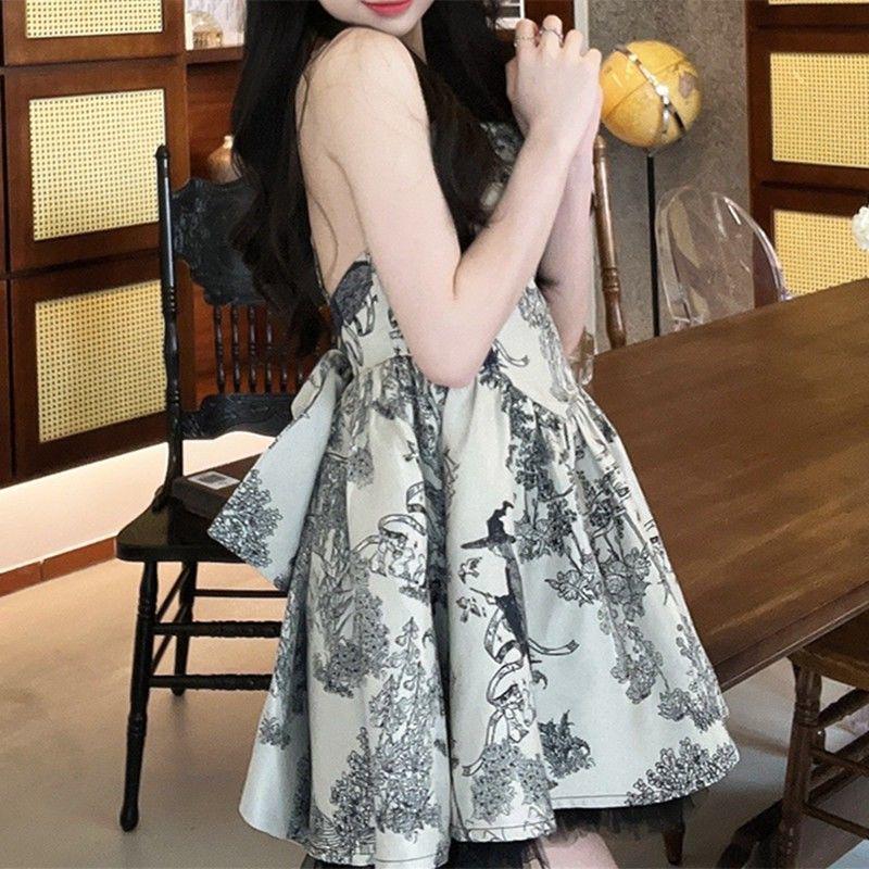 High-End Women's Summer 2024 A-Line Bow Backless Camisole Dress with Waist-Cinching Slim Fit, Petite Size