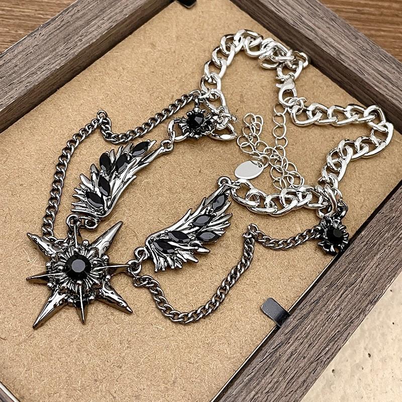 Y2K Gothic Punk Wing Star Pendant Choker Necklace Women Alloy Locket Chain Chic Edgy Sweet Cool Style