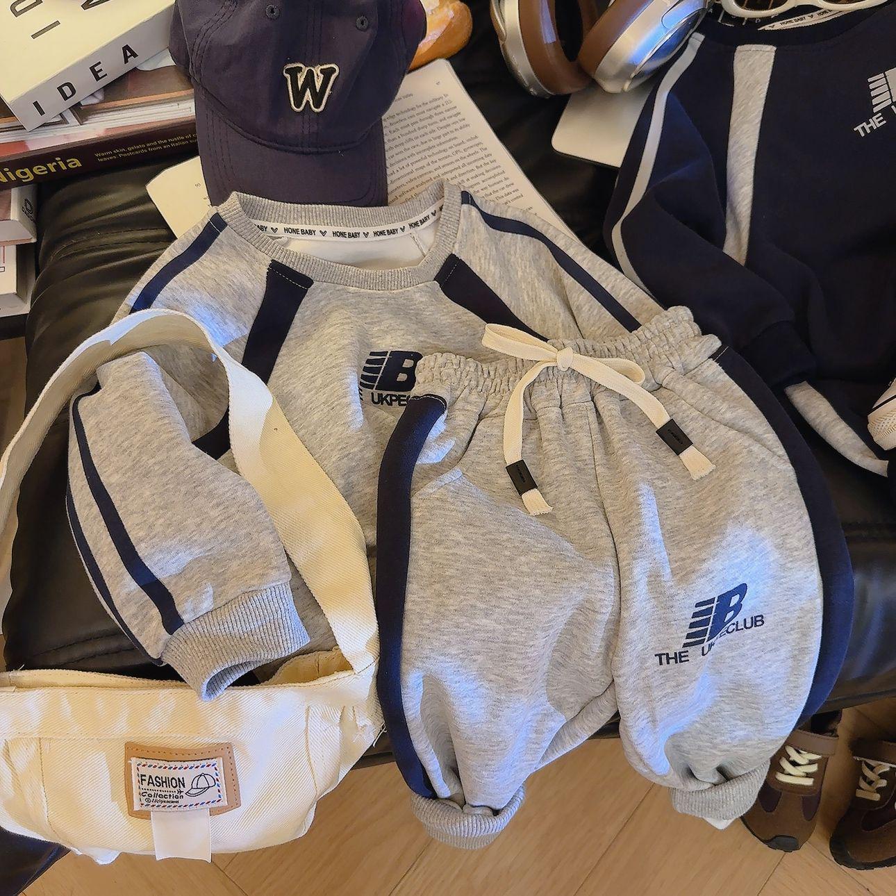 

Trending Korean Style Boys Two-Piece Set for Fall 90cm