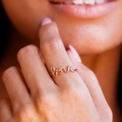1 pièce Anneau LOVE Frais et Propre, Anneau en Cuivre Lisse avec Lettres Anglaises