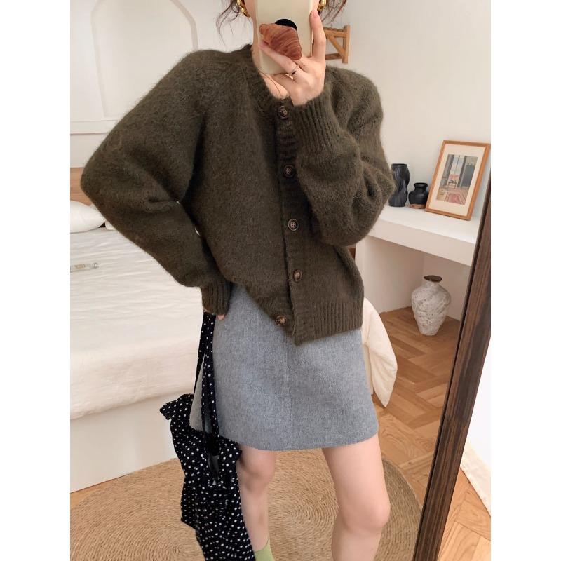 

Autumn and winter new round neck ragged shoulder long sleeve single-breasted retro knitted cardigan long camel hair loose top coat average size коричневый