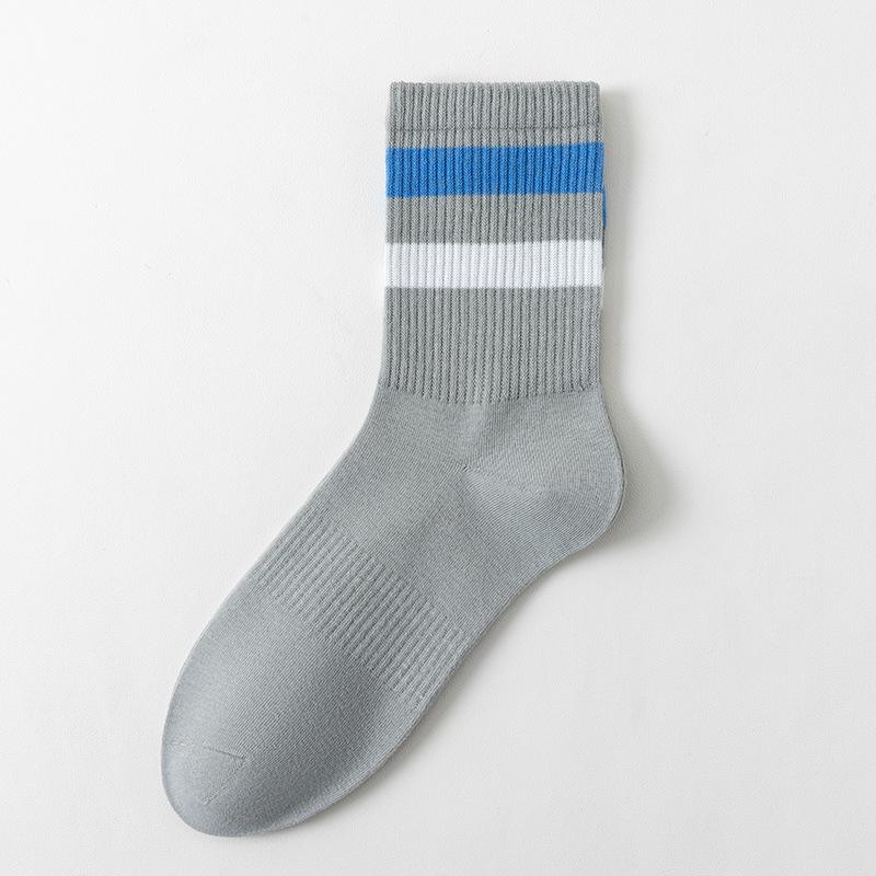 Men's Mid-calf Socks for Spring and Autumn, Antibacterial, Sweat-absorbing and Breathable. Men's Striped White Casual Socks for Spring and Autumn