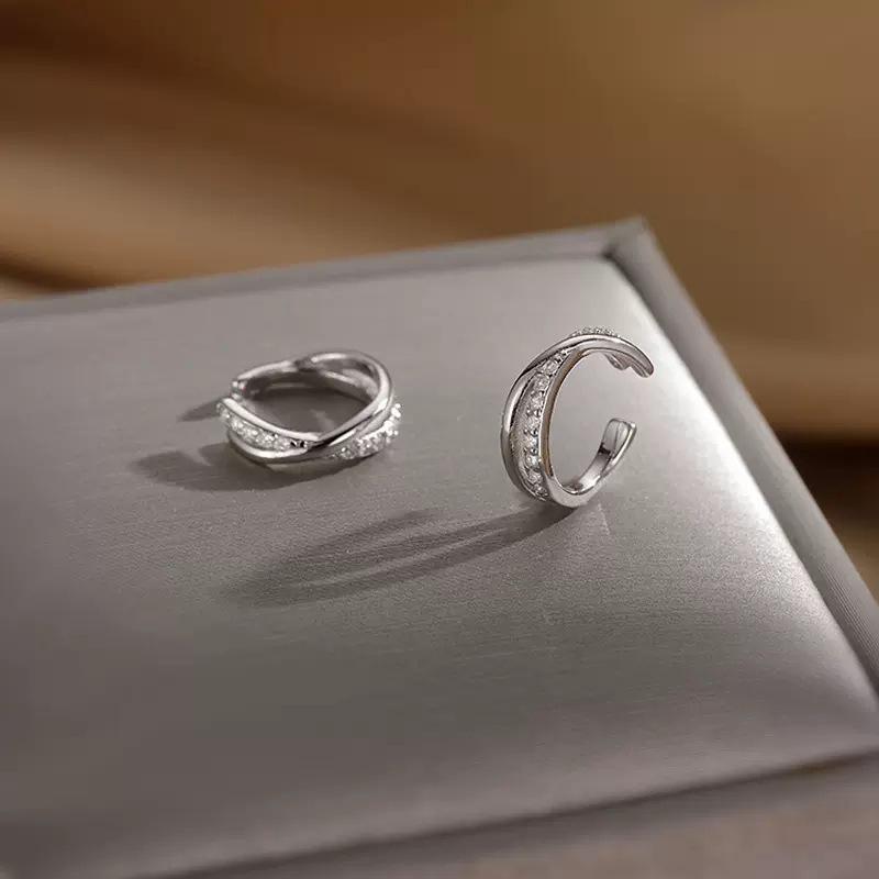 Elegantní geometrické náušnice na ucho pro ženy - Trend 2023, není potřeba piercing