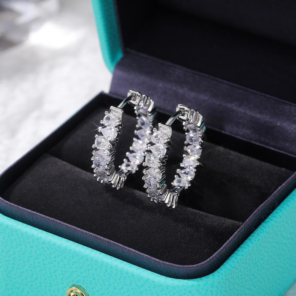 Cao Shi European-American Single Row Drop Zircon Earrings – Stylish, Luxurious Socialite Ear Clips