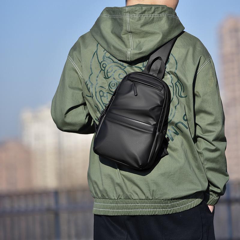 

Men s Water-Resistant Crossbody Bag: Fashionable, Wear-Resistant, Large-Capacity Shoulder Bag with Customizable Logo. сірий колір