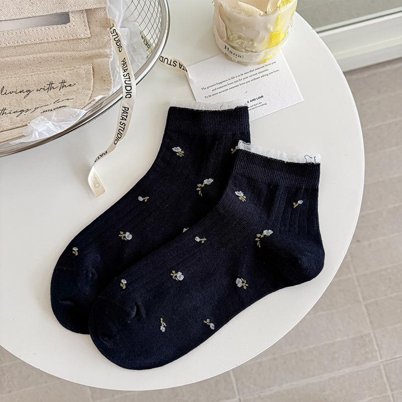 

Floral-patterned Socks - Spring and Summer Lightweight Mesh Breathable Short Socks, Sweet Cotton Lace Edge, Boneless Short Socks 1 pair темно-синього кольору