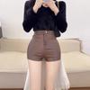 Damen Herbst Winter Y2K Passende Shorts Schwarzes PU-Leder Vielseitig Hoher Bund A-Linie Basis Heiß Hosen Mini-Shorts Vielseitig Schlanke Passform Heiß Hosen